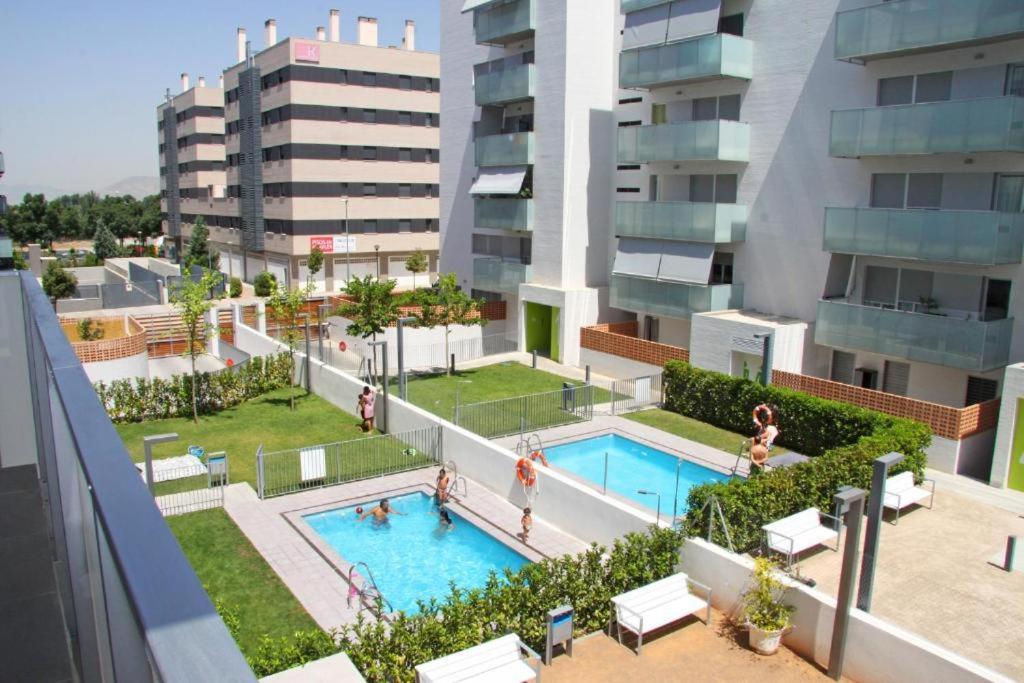 Ciencias Forum 2 Apartment Granada Bagian luar foto