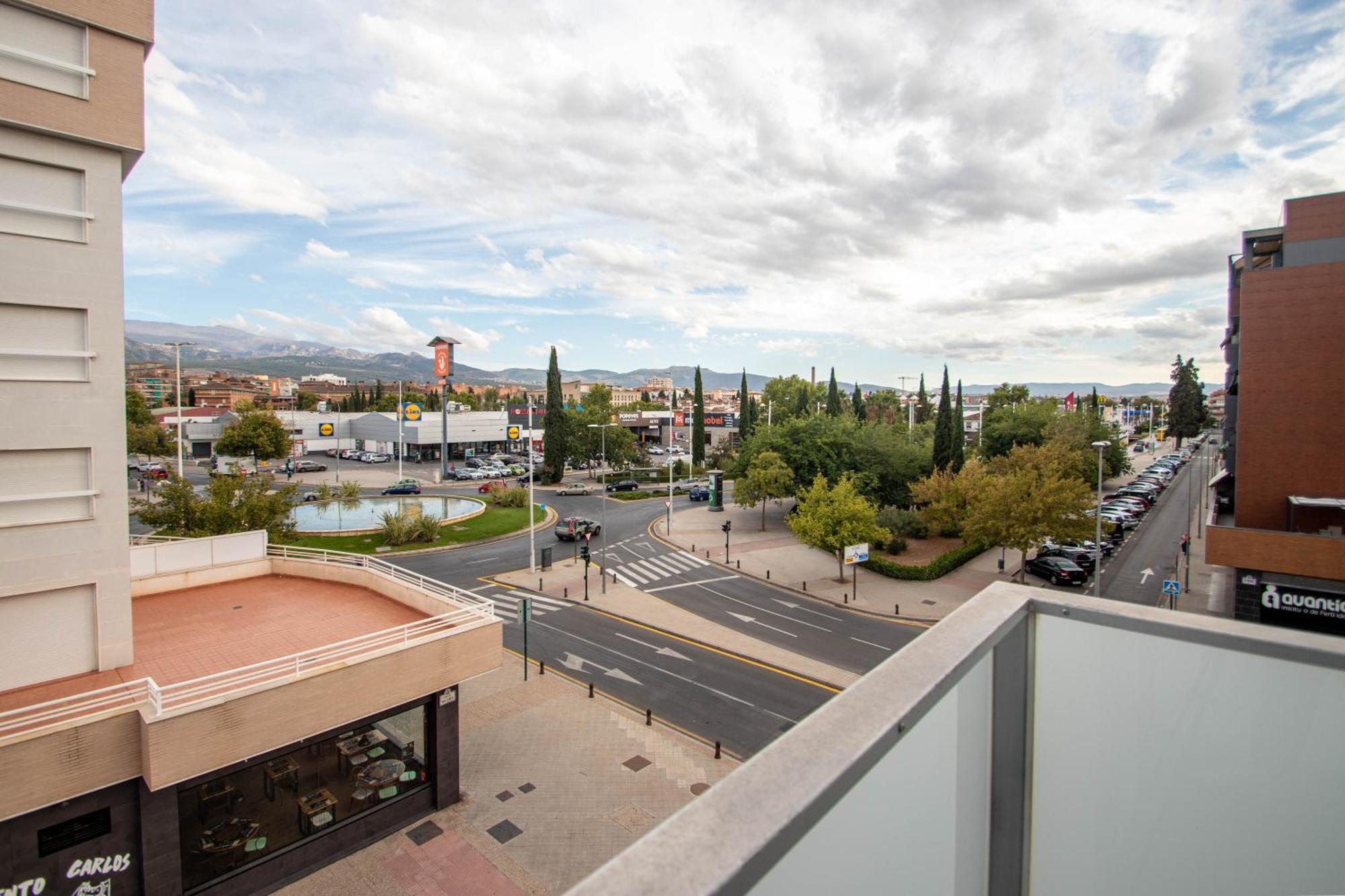 Ciencias Forum 2 Apartment Granada Bagian luar foto